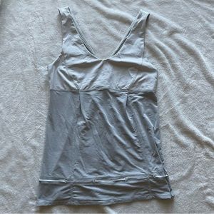 Lululemon Run: Ta Ta Topper